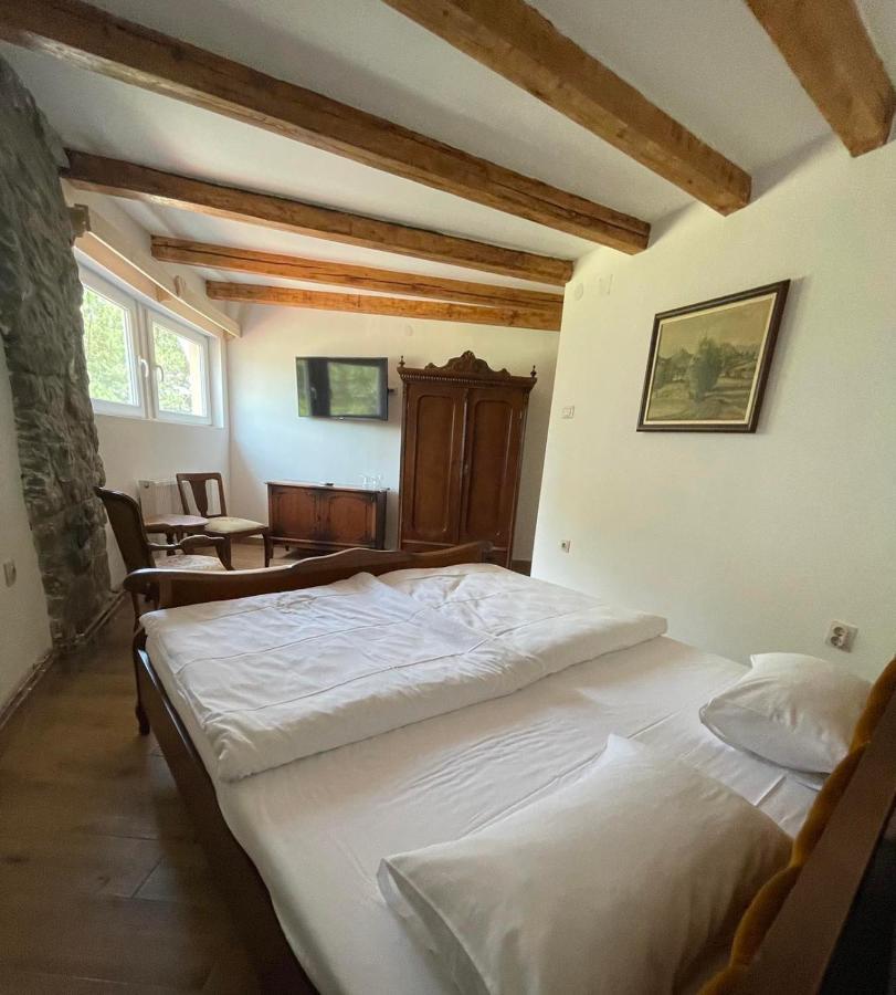 Garni Hotel Oblacinsko Jezero Oblacina Eksteriør billede