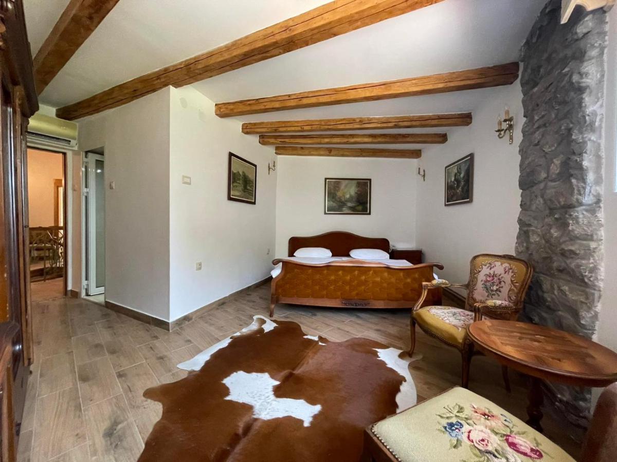 Garni Hotel Oblacinsko Jezero Oblacina Eksteriør billede