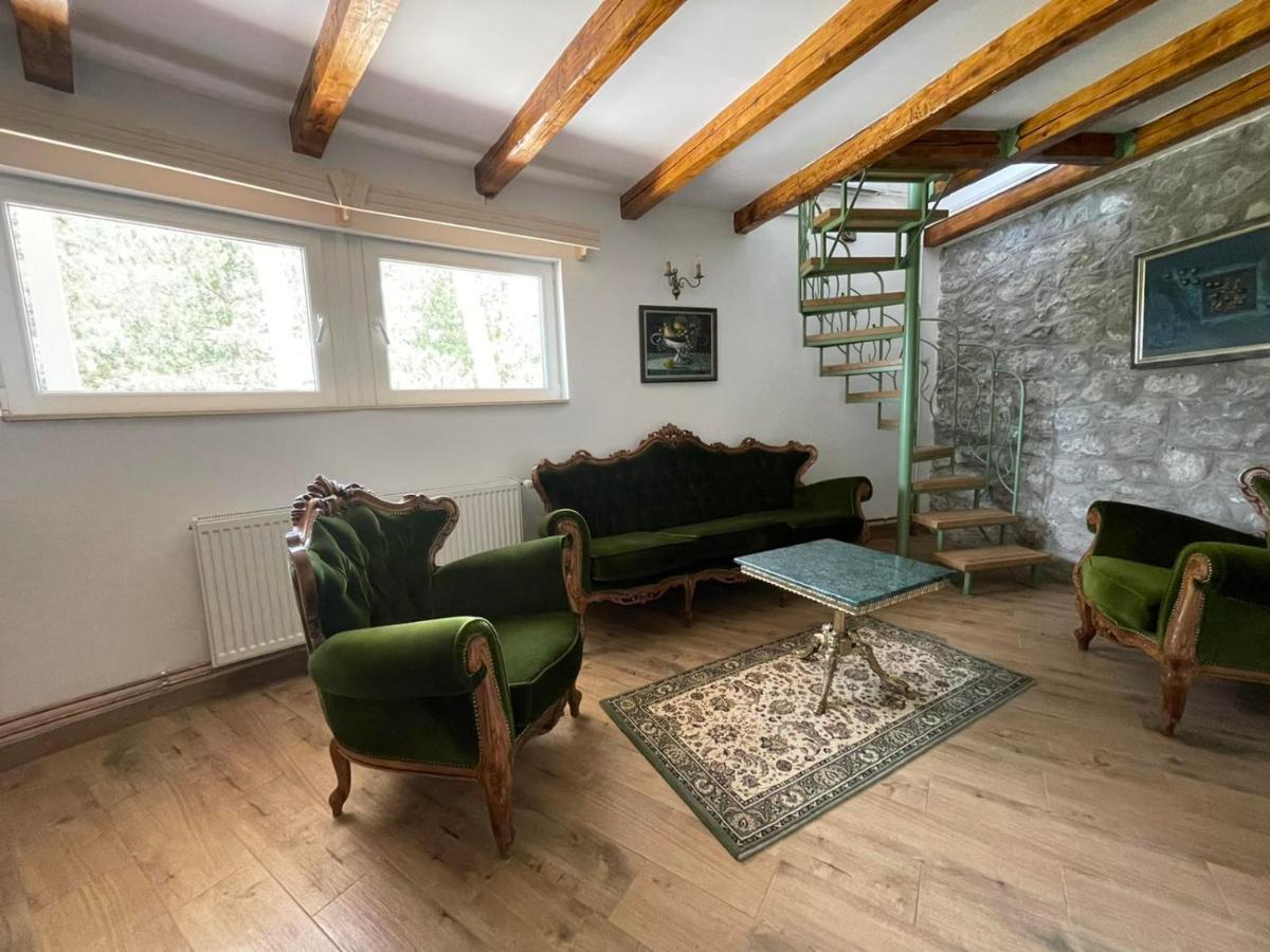 Garni Hotel Oblacinsko Jezero Oblacina Eksteriør billede