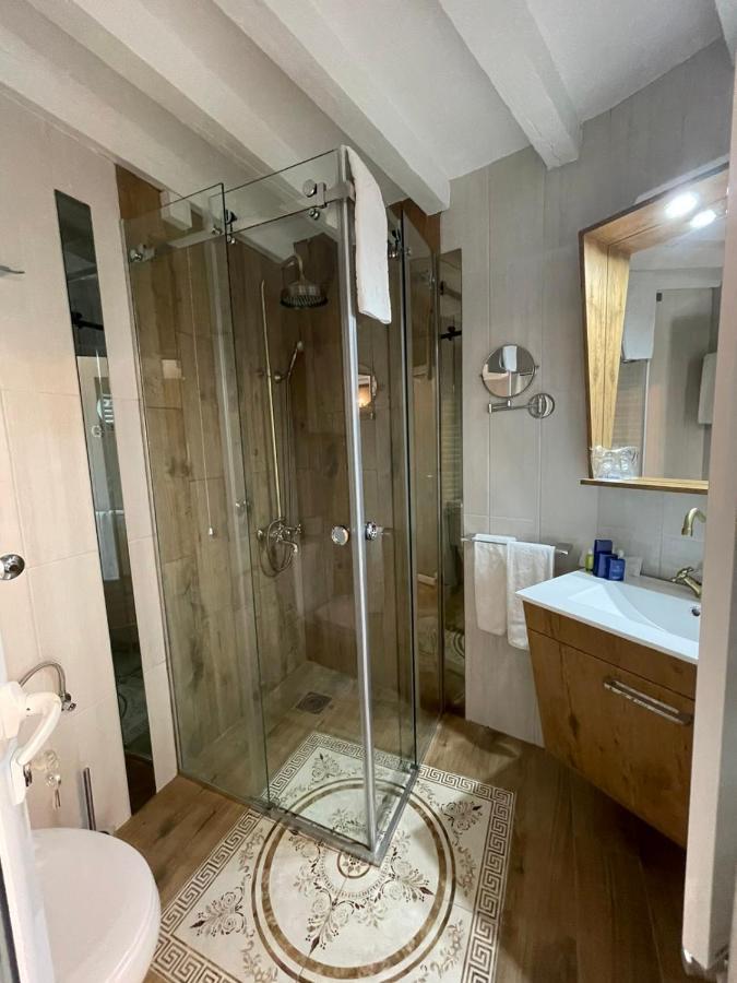 Garni Hotel Oblacinsko Jezero Oblacina Eksteriør billede
