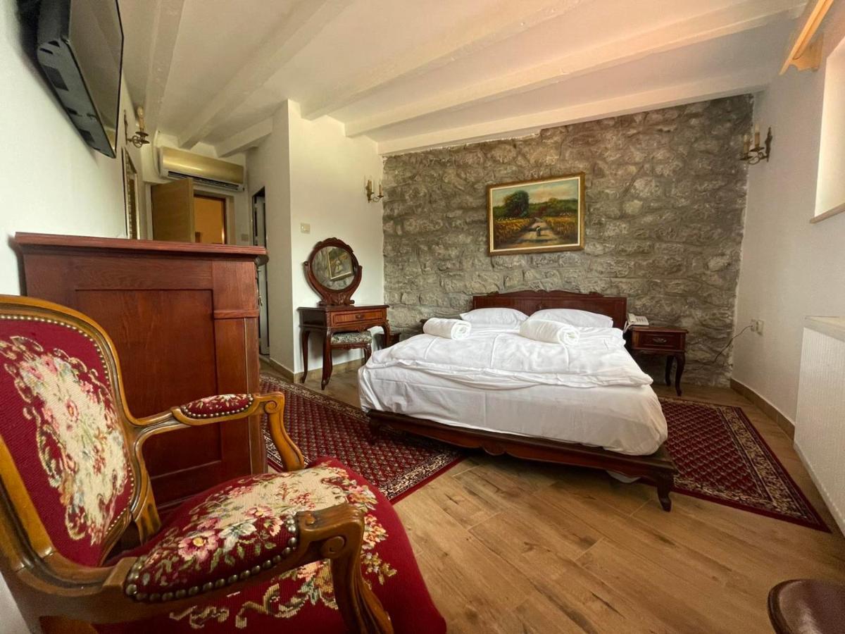 Garni Hotel Oblacinsko Jezero Oblacina Eksteriør billede