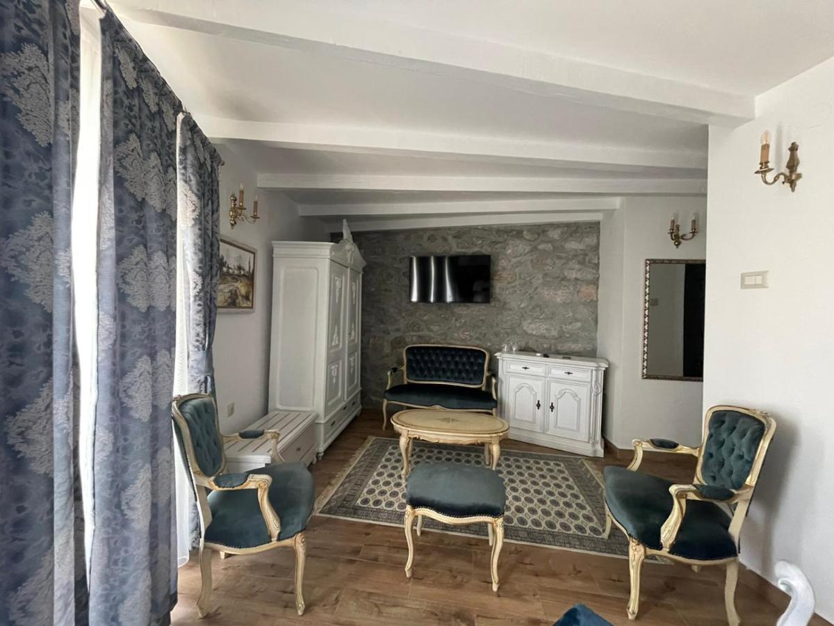 Garni Hotel Oblacinsko Jezero Oblacina Eksteriør billede