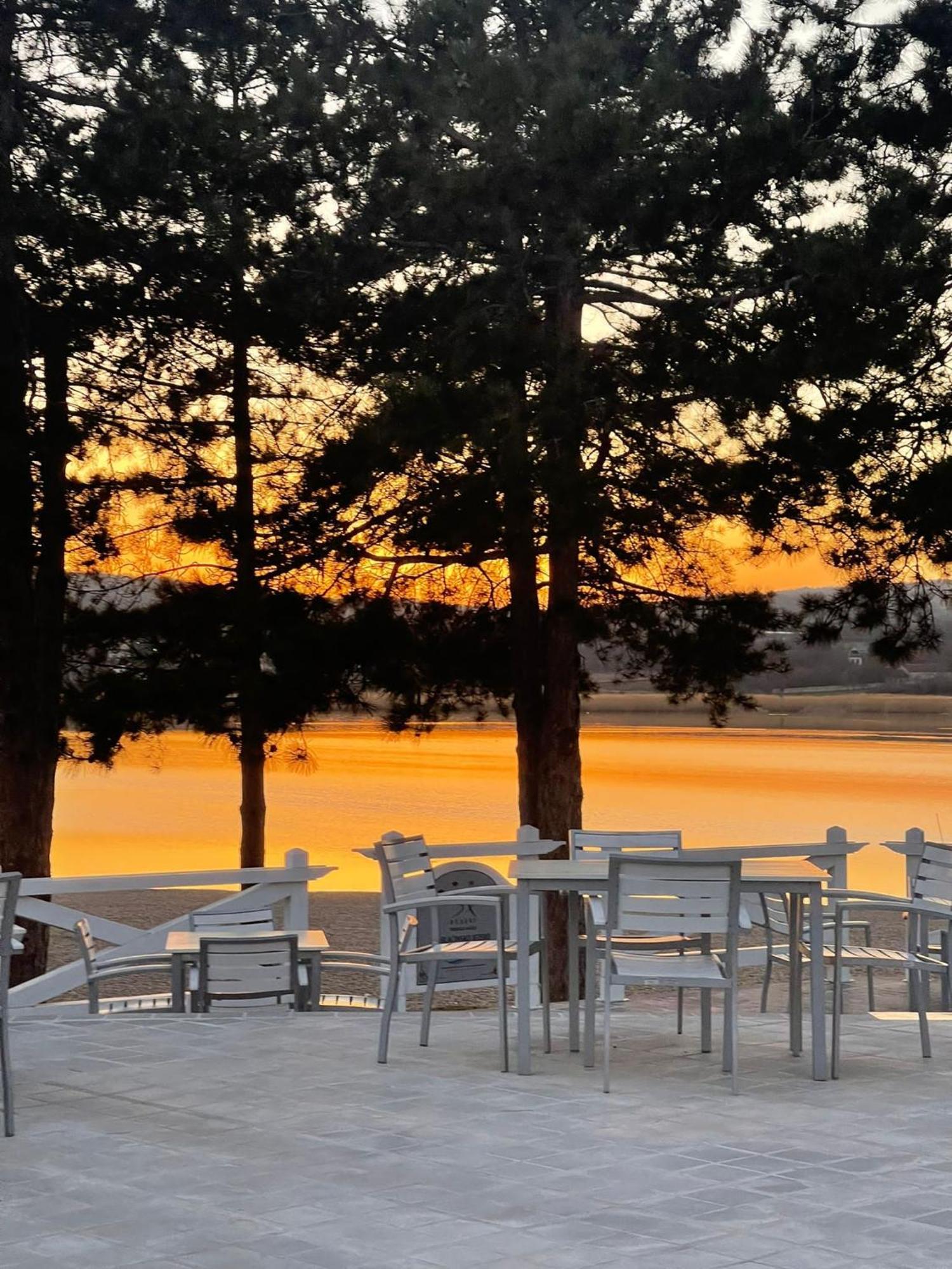 Garni Hotel Oblacinsko Jezero Oblacina Eksteriør billede